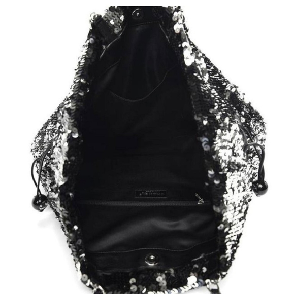 Chanel - Picture 8 of 14